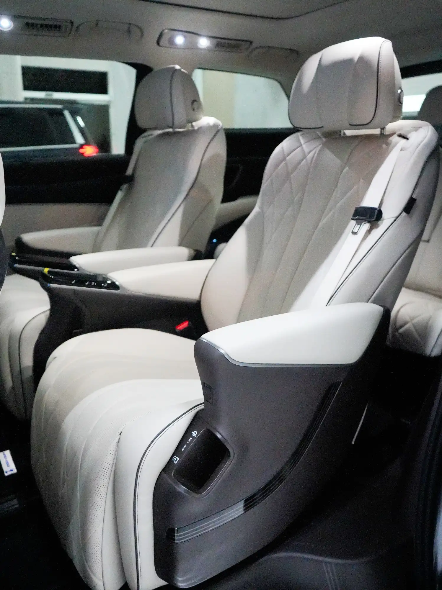 โชว์รูมและศูนย์บริการ DENZA BD Ultimate ภูเก็ต ศูนย์รถยนต์ไฟฟ้าพรีเมียมแห่งแรกในภาคใต้ 28 DENZA BD Ultimate Phuket