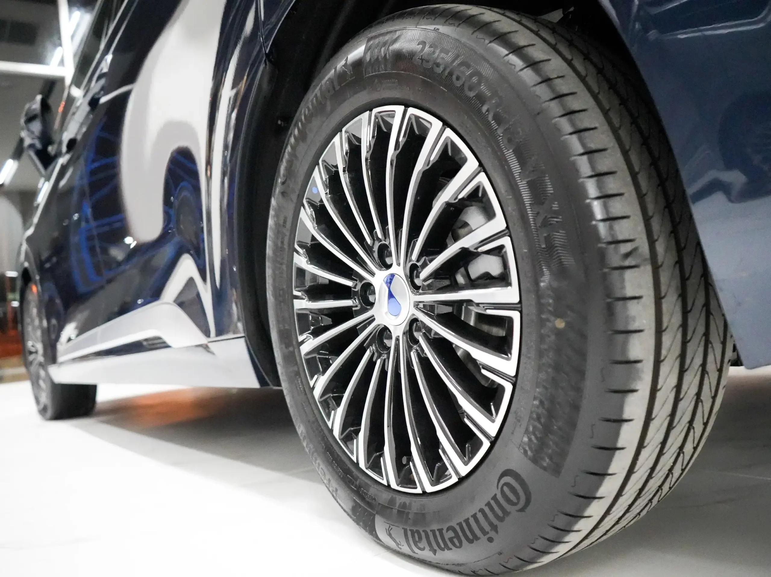 โชว์รูมและศูนย์บริการ DENZA BD Ultimate ภูเก็ต ศูนย์รถยนต์ไฟฟ้าพรีเมียมแห่งแรกในภาคใต้ 20 DENZA BD Ultimate Phuket