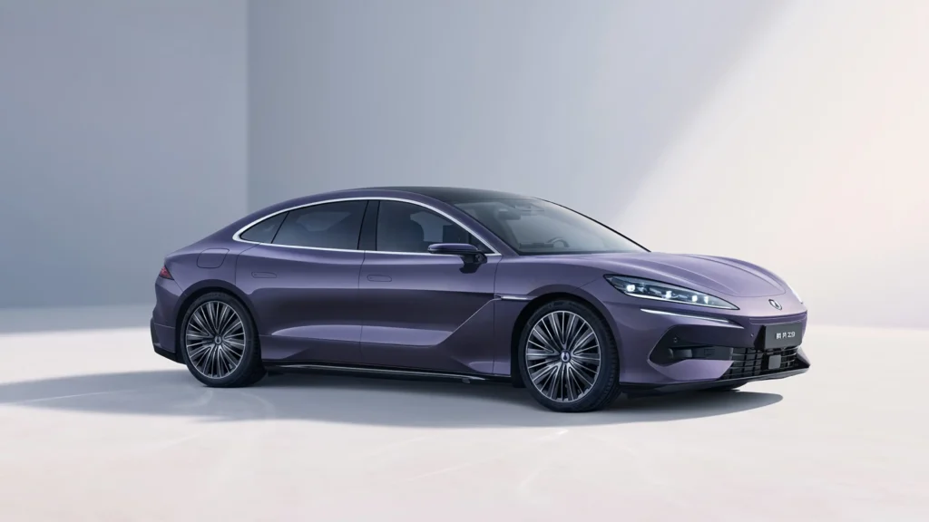 รถยนต์ไฟฟ้า DENZA Z9 Sedan ซีดานไฟฟ้าหรูที่เปลี่ยนมาตรฐานลักชัวรีในยุค EV 2 รถยนต์ไฟฟ้า DENZA Z9 Sedan ซีดานไฟฟ้าหรูที่เปลี่ยนมาตรฐานลักชัวรีในยุค EV